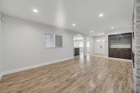 Living - 5223 Cypress Ave, Carmichael, CA 95608 photo 6 of 8
