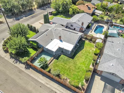 View/Area - 5223 Cypress Ave, Carmichael, CA 95608 photo 2 of 3
