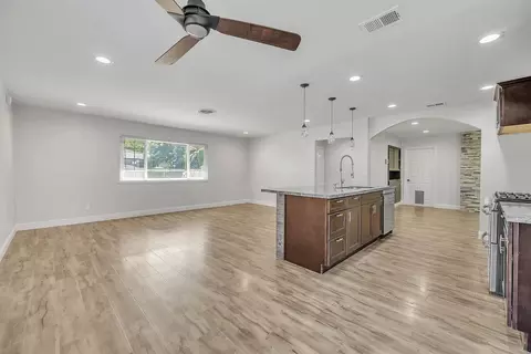 Living - 5223 Cypress Ave, Carmichael, CA 95608 photo 4 of 8