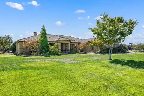 Exterior - 9540 Stablegate Rd, Wilton, CA 95693 photo 4 of 19