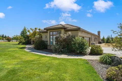 Exterior - 9540 Stablegate Rd, Wilton, CA 95693 photo 5 of 19