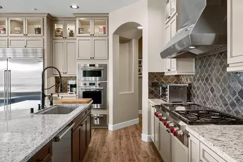 Kitchen - 9540 Stablegate Rd, Wilton, CA 95693 photo 4 of 7