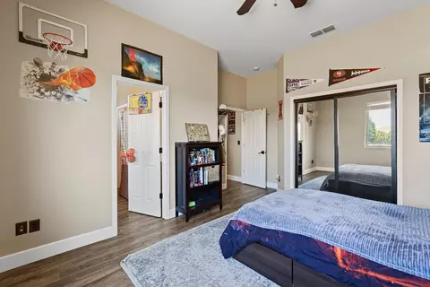 Bedroom - 9540 Stablegate Rd, Wilton, CA 95693 photo 4 of 8