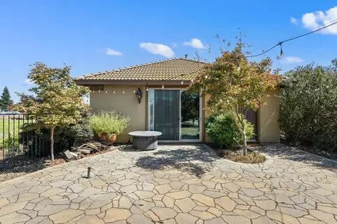 Exterior - 9540 Stablegate Rd, Wilton, CA 95693 photo 14 of 19