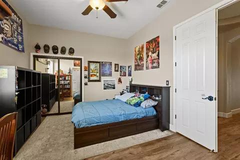 Bedroom - 9540 Stablegate Rd, Wilton, CA 95693 photo 6 of 8