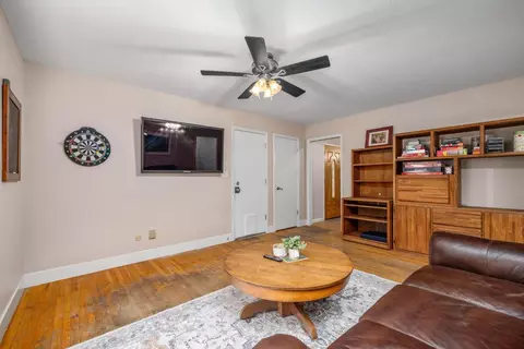 1606 Manzanita Ln, Davis, CA 95618 photo 18