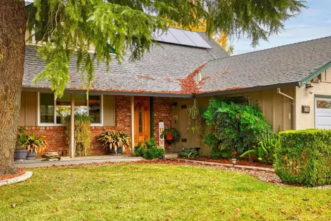1606 Manzanita Ln, Davis, CA 95618 photo 6