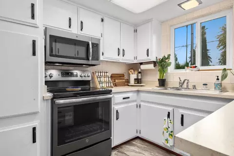 1606 Manzanita Ln, Davis, CA 95618 photo 14