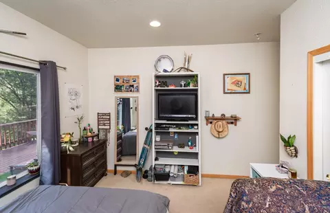 Bedroom - 6298 Pine Needle Ln, Placerville, CA 95667 photo 6 of 8