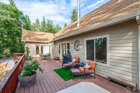 Exterior - 6298 Pine Needle Ln, Placerville, CA 95667 photo 5 of 20