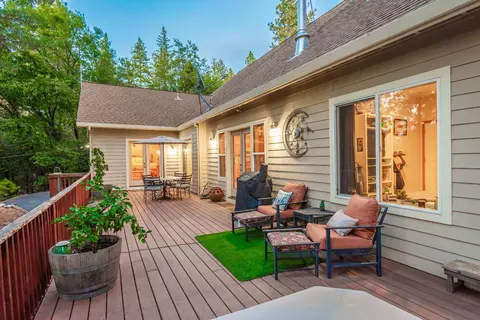 Exterior - 6298 Pine Needle Ln, Placerville, CA 95667 photo 4 of 20