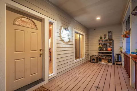 Entry Way - 6298 Pine Needle Ln, Placerville, CA 95667 photo 1 of 4