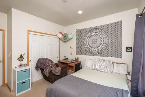 Bedroom - 6298 Pine Needle Ln, Placerville, CA 95667 photo 5 of 8