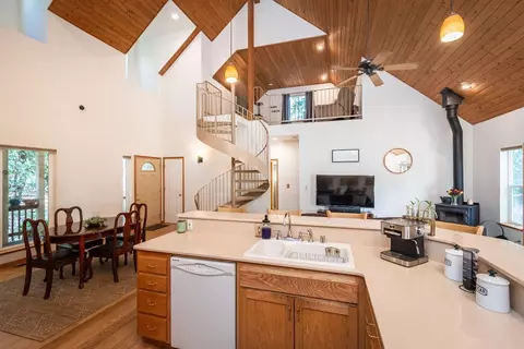 Kitchen - 6298 Pine Needle Ln, Placerville, CA 95667 photo 4 of 5