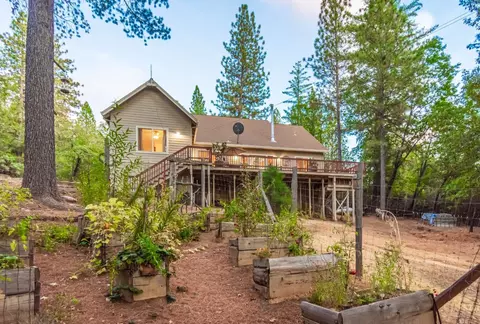 Exterior - 6298 Pine Needle Ln, Placerville, CA 95667 photo 3 of 20