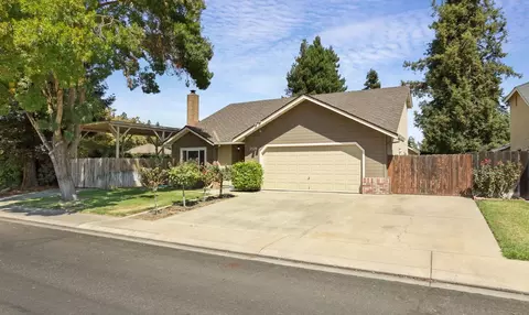 2529 Meadow Oak Dr, Modesto, CA 95355 photo 2