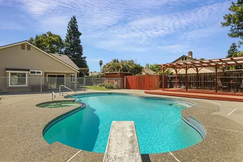 2529 Meadow Oak Dr, Modesto, CA 95355 photo 41