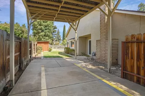 2529 Meadow Oak Dr, Modesto, CA 95355 photo 49