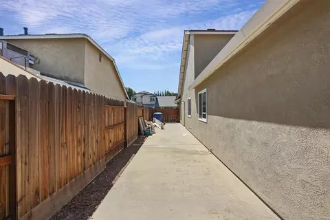 2529 Meadow Oak Dr, Modesto, CA 95355 photo 51