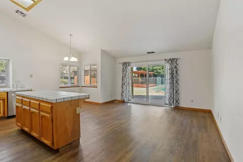 2529 Meadow Oak Dr, Modesto, CA 95355 photo 13