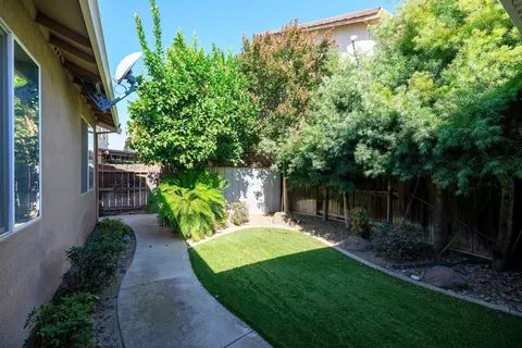 1321 Blakely Ln, Modesto, CA 95356 photo 51