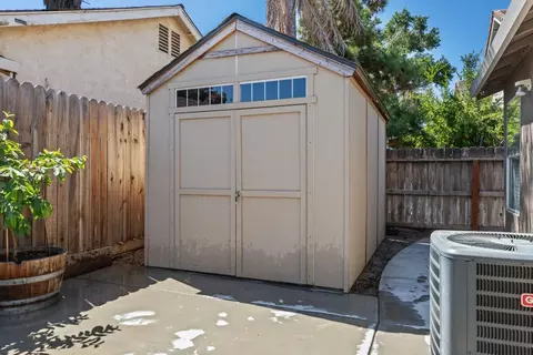 Exterior - 1126 Moonlight Dr, Ceres, CA 95307 photo 7 of 8