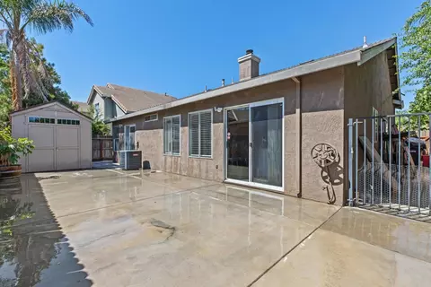 Exterior - 1126 Moonlight Dr, Ceres, CA 95307 photo 6 of 8