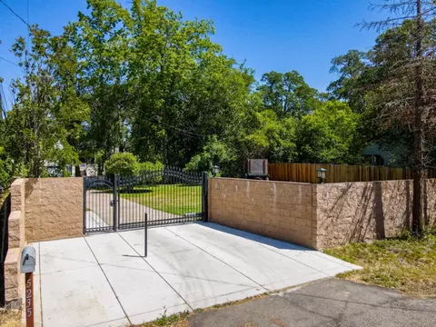 5235 Whitney Ave, Carmichael, CA 95608 photo 7