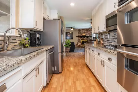 Kitchen - 1820 Lobero Ln, Modesto, CA 95355 photo 2 of 4