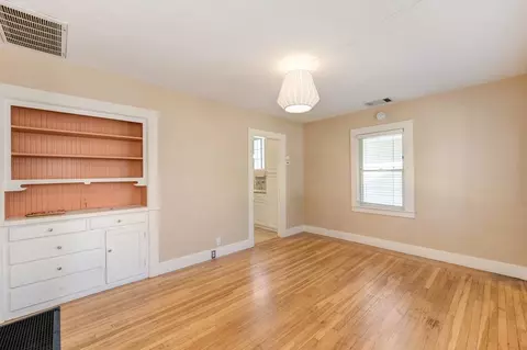 Living - 1522 33rd St, Sacramento, CA 95816 photo 1 of 4
