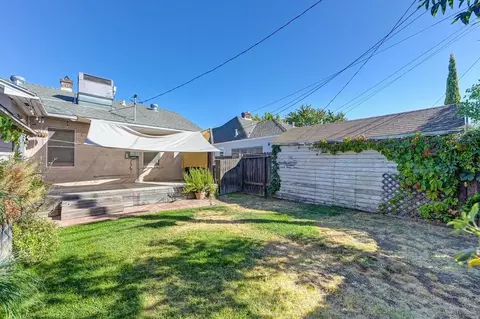 Exterior - 1522 33rd St, Sacramento, CA 95816 photo 10 of 10