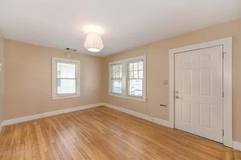 Living - 1522 33rd St, Sacramento, CA 95816 photo 4 of 4