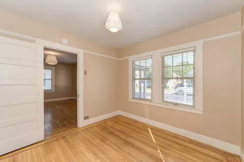 Bedroom - 1522 33rd St, Sacramento, CA 95816 photo 4 of 6