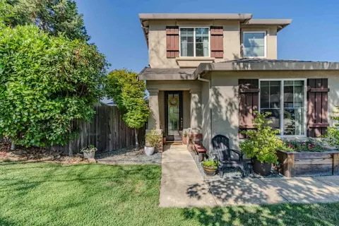 956 Ponderosa St, Jackson, CA 95642 photo 3