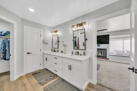 Bath - 3371 Cambridge Rd, Cameron Park, CA 95682 photo 2 of 7