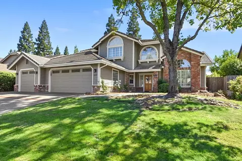 2247 Banbury Cir, Roseville, CA 95661