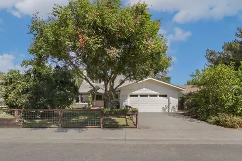 2813 Layton Dr, Davis, CA 95618 photo 1