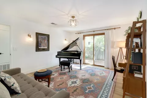 2813 Layton Dr, Davis, CA 95618 photo 4