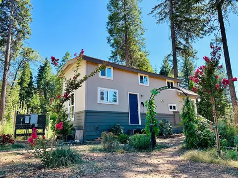 10200 Laurentian Way, Nevada City, CA 95959