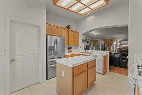 708 Mcdevitt Dr, Wheatland, CA 95692 photo 12