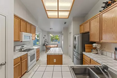 708 Mcdevitt Dr, Wheatland, CA 95692 photo 9
