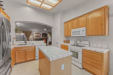 708 Mcdevitt Dr, Wheatland, CA 95692 photo 11