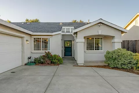 708 Mcdevitt Dr, Wheatland, CA 95692 photo 2