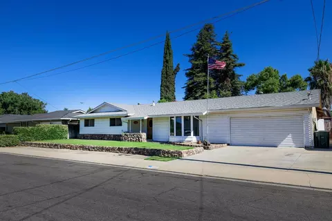 2205 Mauna Loa Dr, Ceres, CA 95307 photo 2