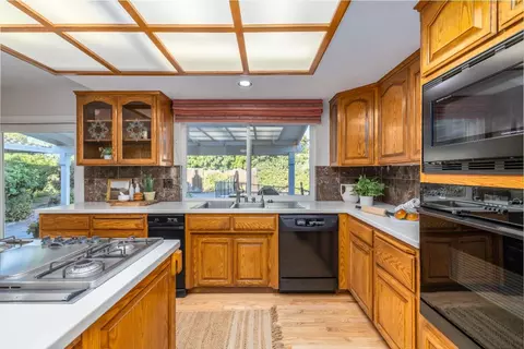1290 Los Rios Dr, Carmichael, CA 95608 photo 4