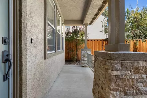 547 Roadrunner Dr, Patterson, CA 95363 photo 4