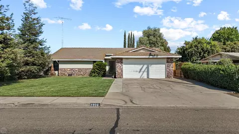2206 7th, Hughson, CA 95326 photo 1