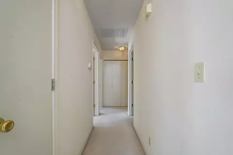 Entry Way - 3313 Saddle Creek Ln, Modesto, CA 95355 photo 1 of 1