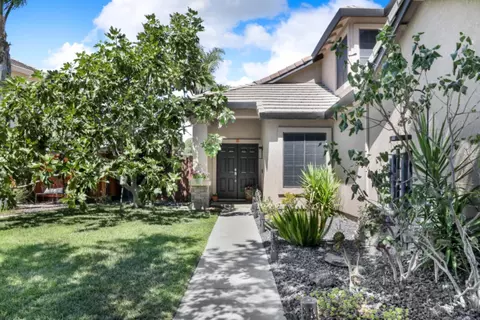 1177 Mansfield Ct, Tracy, CA 95376 photo 2