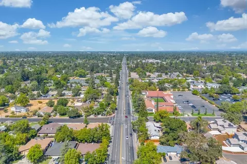 View/Area - 5041 North Ave, Carmichael, CA 95608 photo 7 of 10
